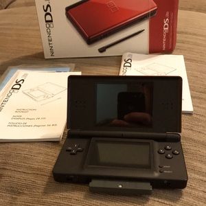 Nintendo DS Lite Nonnegotiable $75